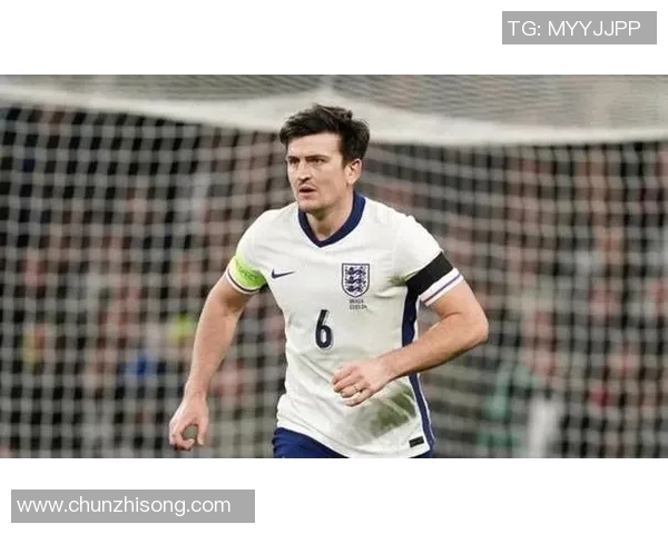 苹果壁纸男生足球明星的魅力与风采展现青春活力与梦想追逐