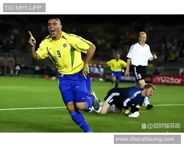 足球明星钞票高清图片欣赏及其背后的故事与价值解析